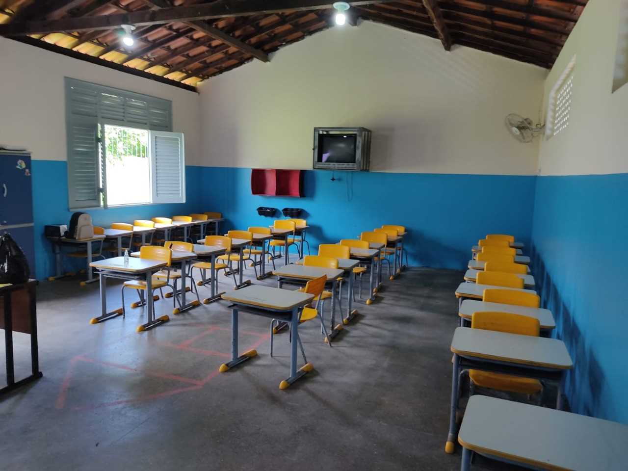 Camacã: Prefeitura realiza reforma na Escola Paulo Souto